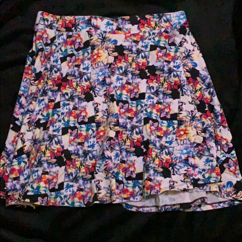 floral skirt <3